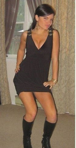 Женщина ищет мужчину для страстного секса в Набереженые челны Женщина ищет мужчину для страстного секса в Набереженые челны