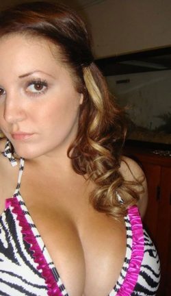 Худенькая  малышка, встречусь для орального и анального секса Худенькая  малышка, встречусь для орального и анального секса